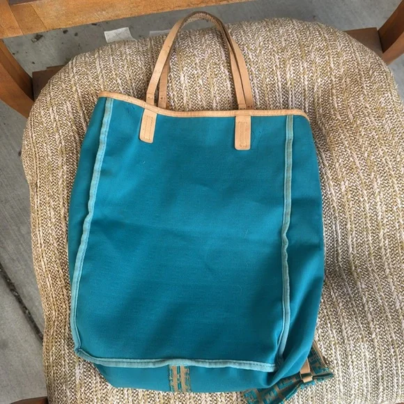 Fendi Zucchino Tote w/ Pouch โ Rare Turquoise Monogram w/ COA - Picture 11 of 15